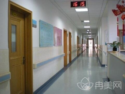 2020北京处医院整形科价目（价格表）及靳小雷*日记