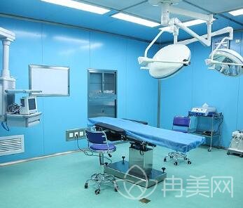 重庆市沙坪坝区中医院整形外科是三甲医院吗?价格表&专家简介公开
